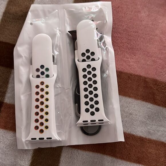 Lerobo 3 Pack Sport Bands Compatible with Apple Watch - Picture 8 of 10